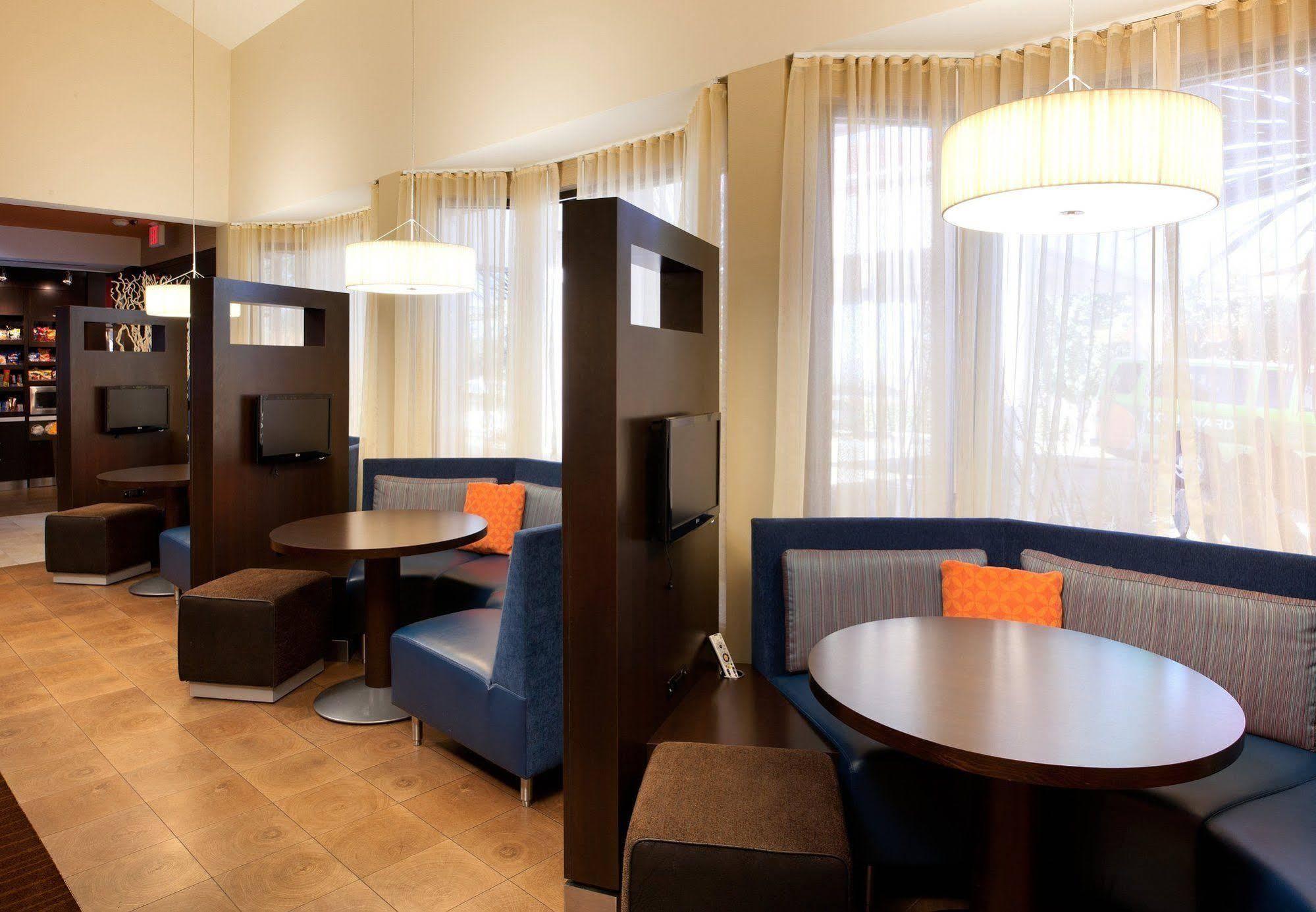 Courtyard By Marriott Albuquerque Airport Hotel Eksteriør billede