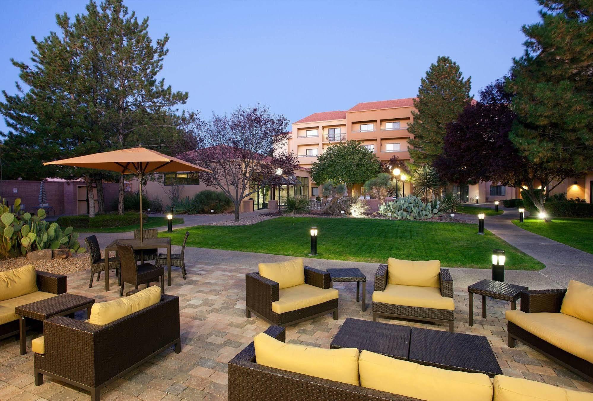 Courtyard By Marriott Albuquerque Airport Hotel Eksteriør billede