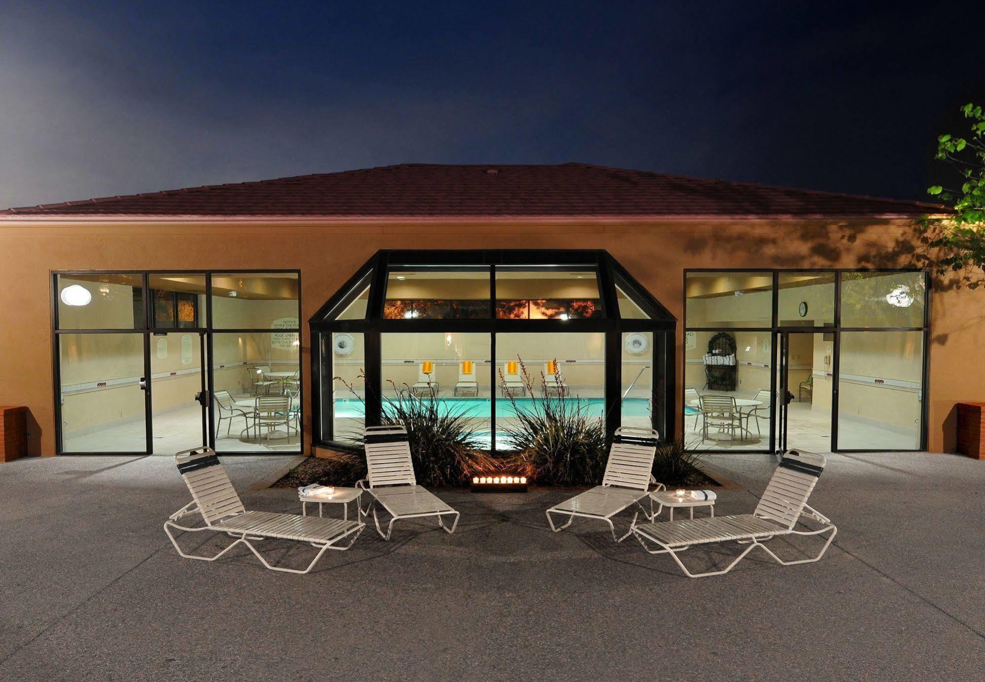 Courtyard By Marriott Albuquerque Airport Hotel Eksteriør billede